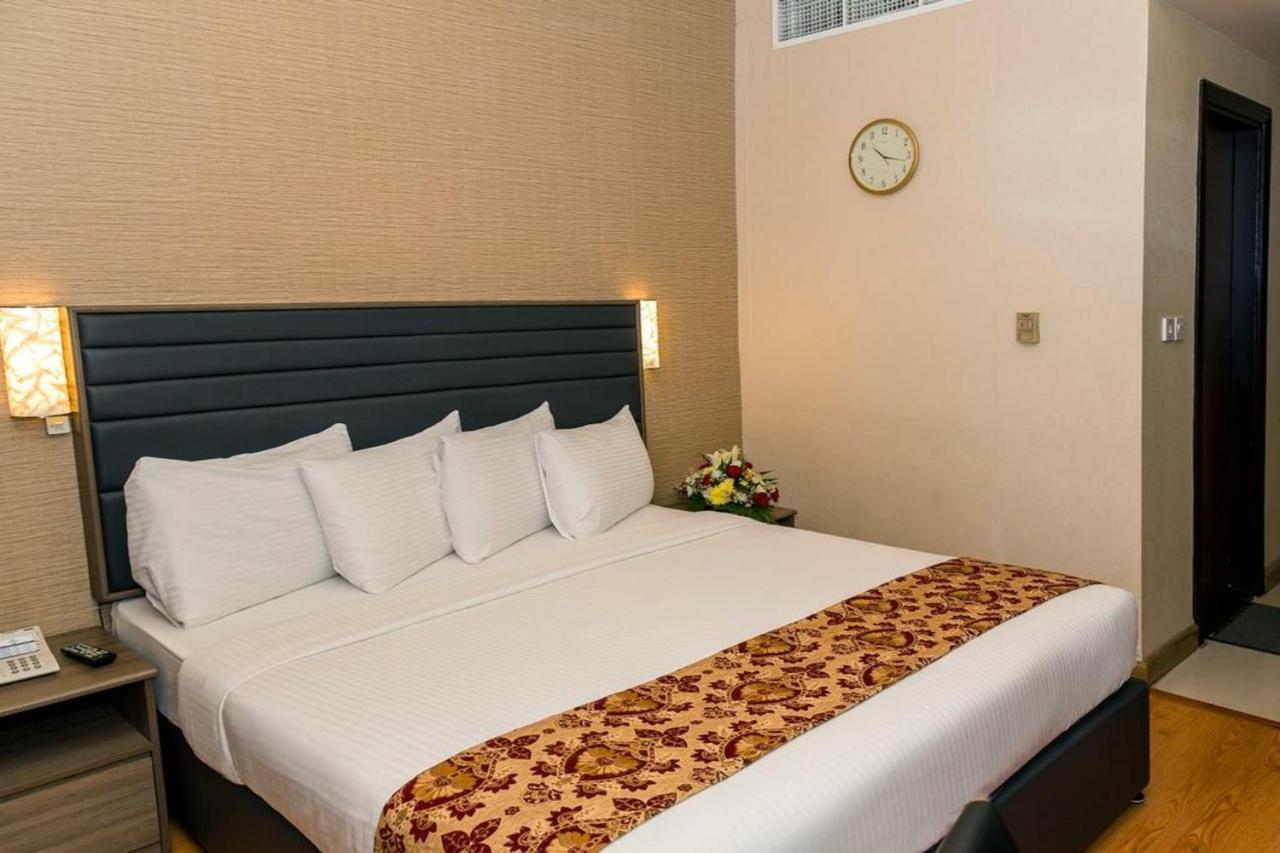 Oasis Deira Hotel Dubaï Extérieur photo