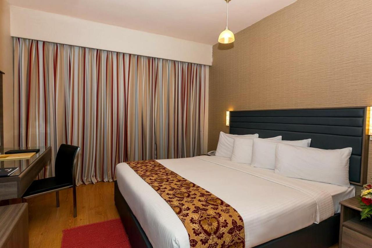 Oasis Deira Hotel Dubaï Extérieur photo